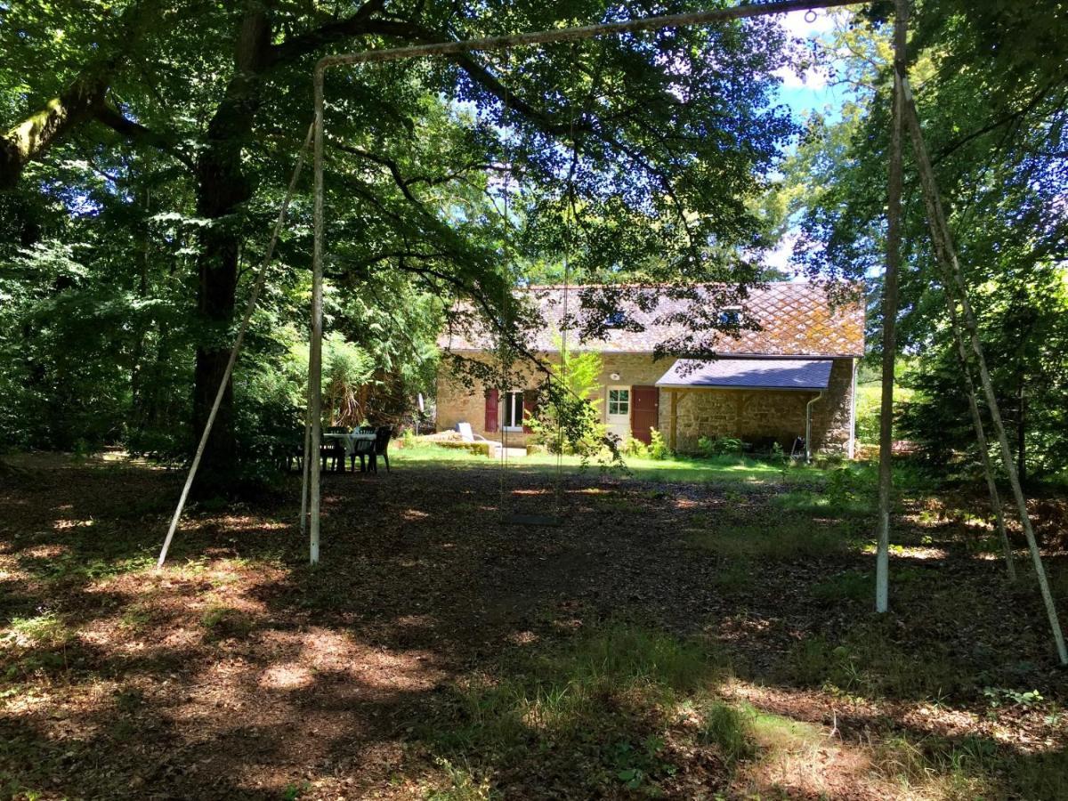 Gites Chateau Le Bois Saint-Julien-aux-Bois Exterior photo