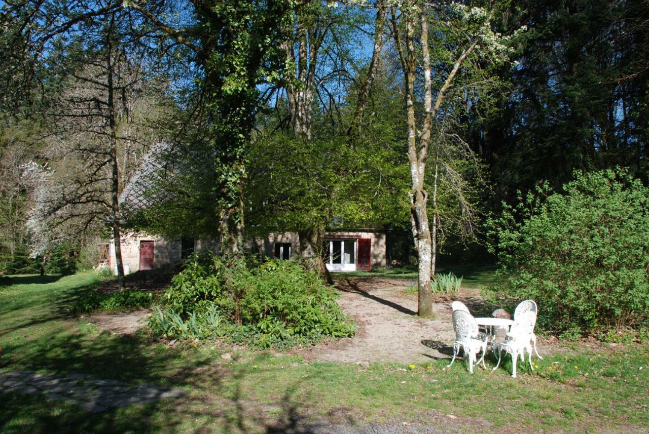 Gites Chateau Le Bois Saint-Julien-aux-Bois Exterior photo